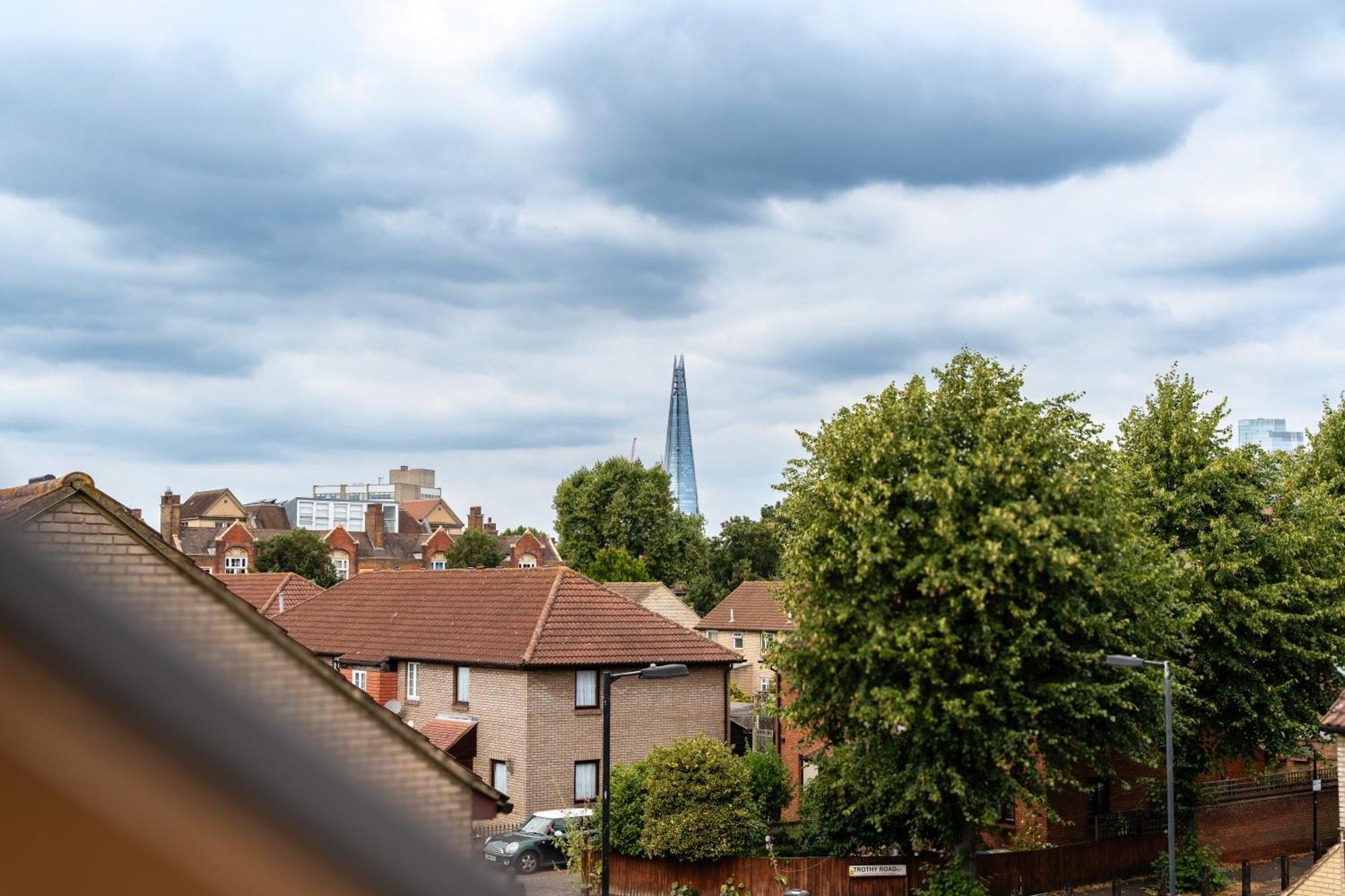 Shard View 3 Bed Entire Home Londra Dış mekan fotoğraf